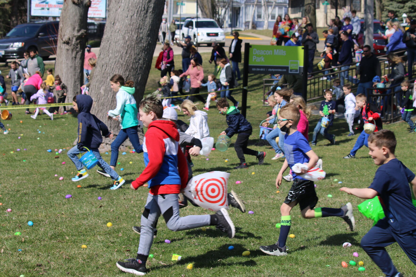 PHOTO GALLERY: Green Lake Rotary's Easter egg hunt brightens Deacon Mills